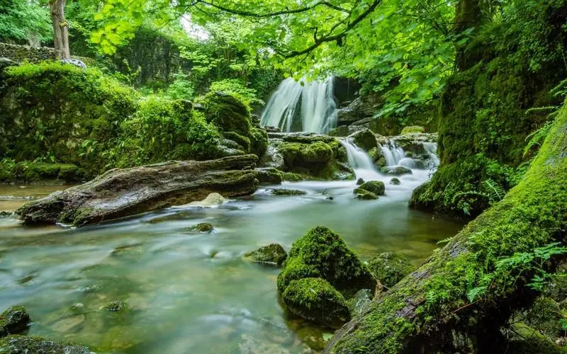 高端智慧工厂高精度